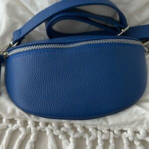 🇮🇹NWT BELT/CROSSBODY BAG🇮🇹